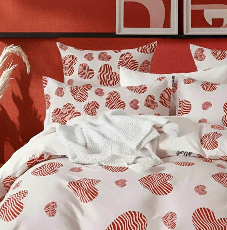 More Home  Çift Kişilik Nevresim Seti + Yastık Kılıfı Kalp Desen Beyaz Kırmızı