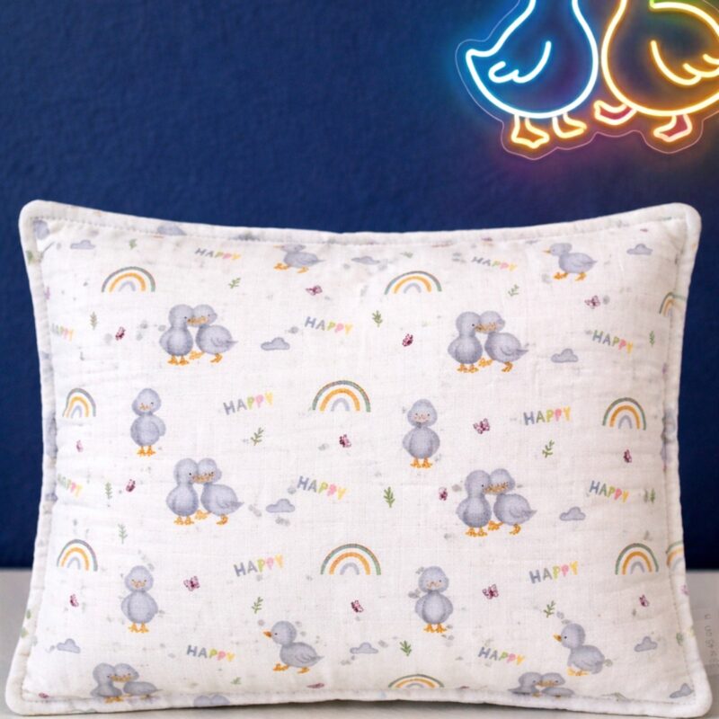 More Home Müslin Bebek Yastık Kılıfı 35X45  Ördek Gök Kuşağı Krem Gri